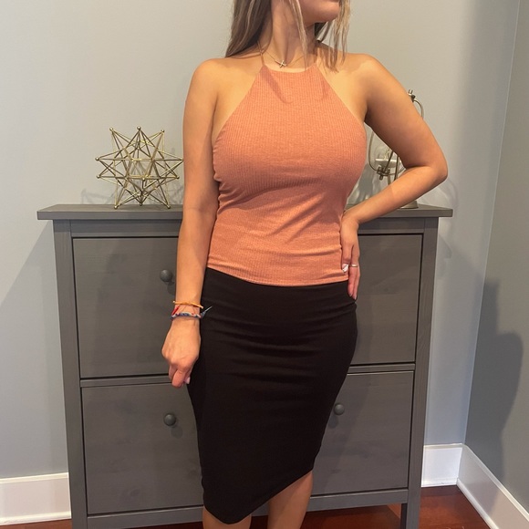 🌸Tank🌸 - Picture 3 of 4